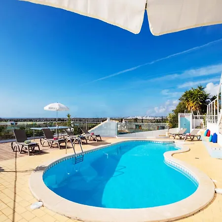 Villa Near Albufeira With Private Pool