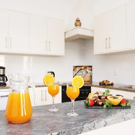 Villa Near Albufeira With Private Pool * Albufeira